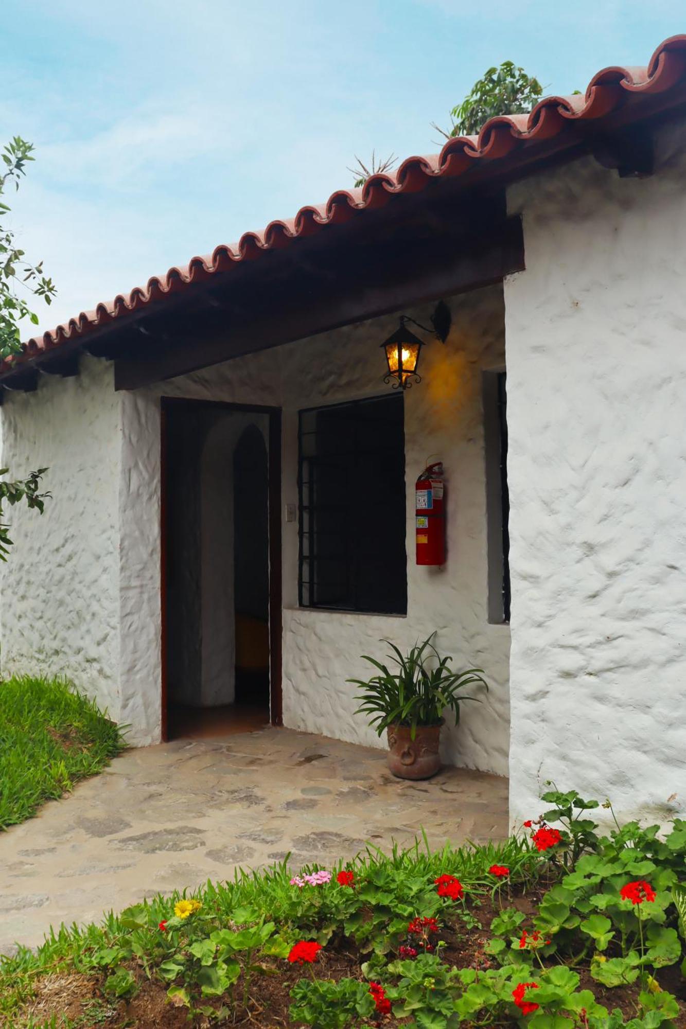 Los Andes - Restaurant & Bungalows Cieneguilla Luaran gambar