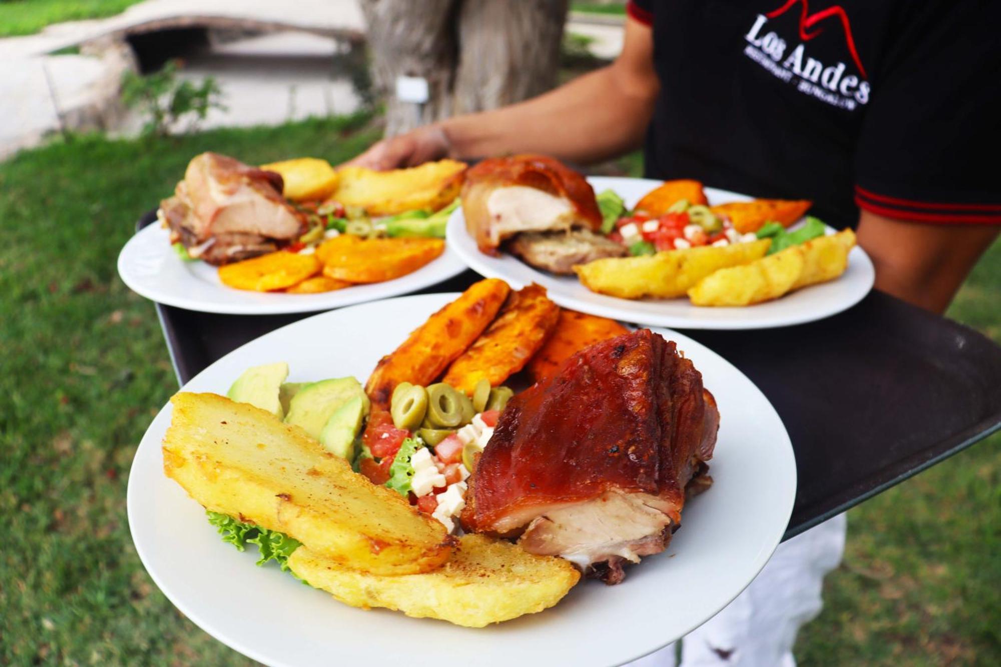 Los Andes - Restaurant & Bungalows Cieneguilla Luaran gambar